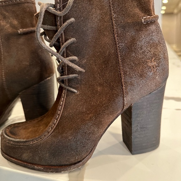 Frye Parker Moc healed bootie - Picture 3 of 9